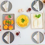Hotel Sea Garden 3*