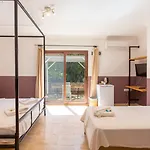 Sea Garden Hotel