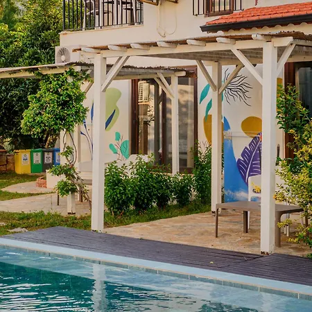 Hotel Sea Garden *
